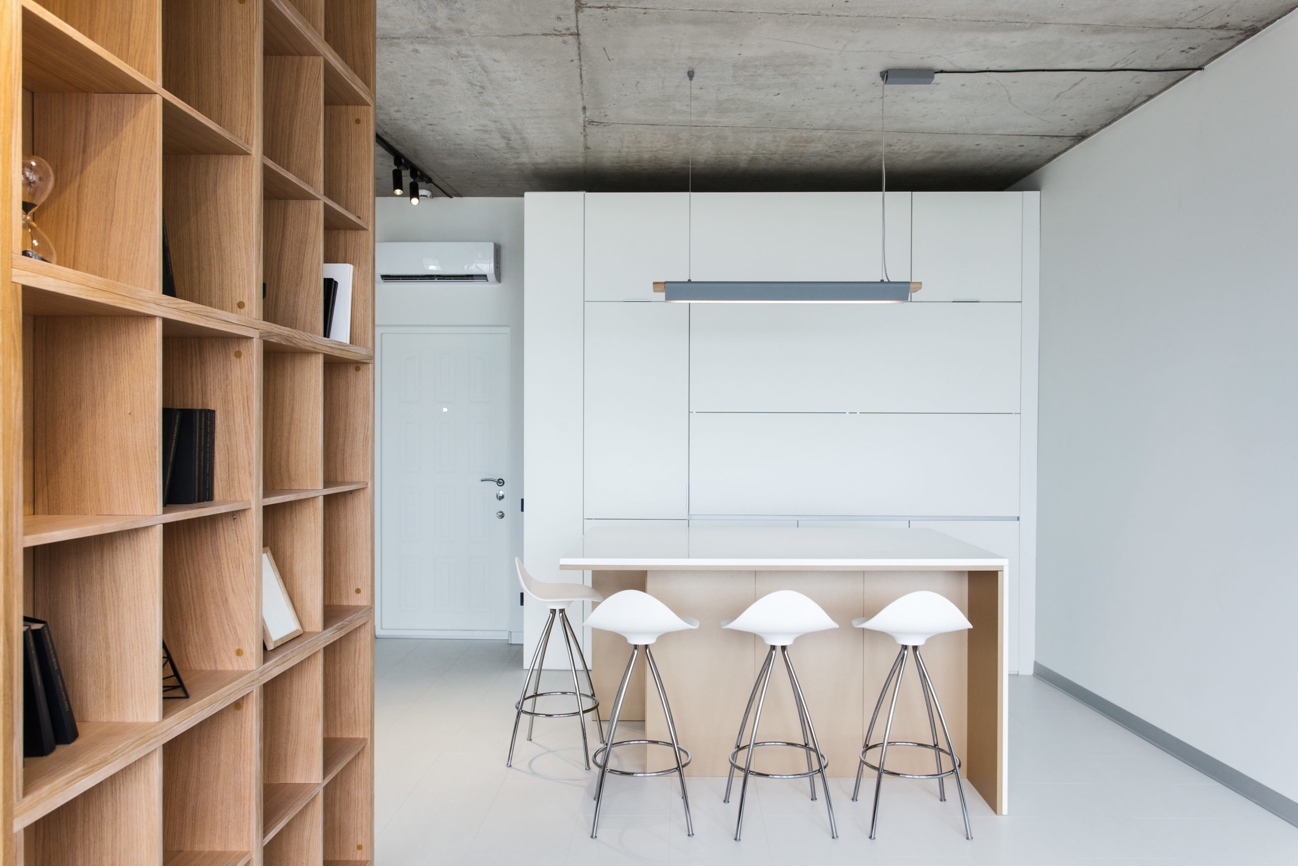Studio with a sea view