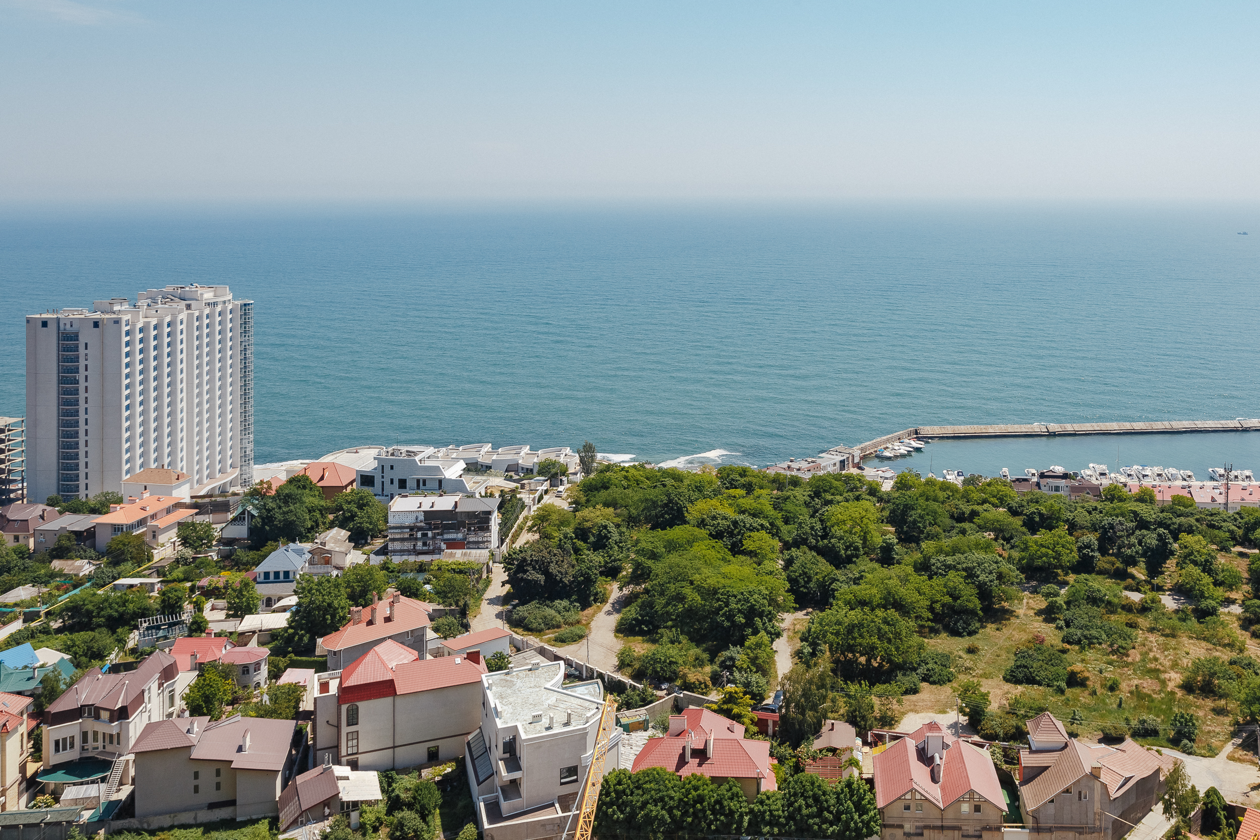 One-bedroom apartment with a sea view and a balcony