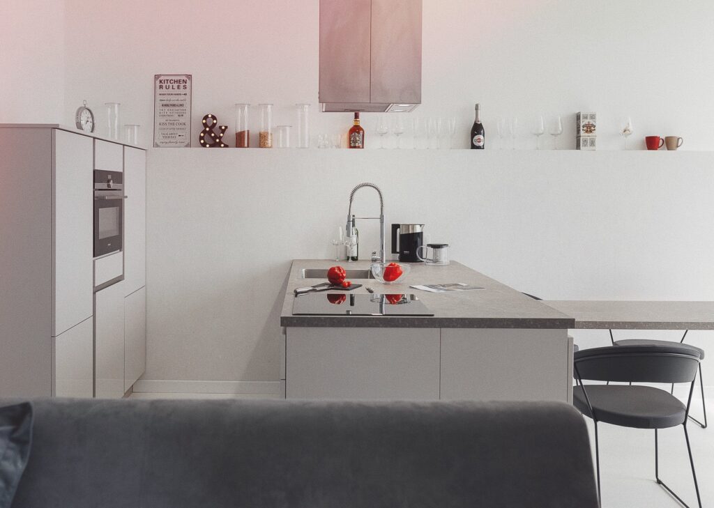 Studio with a panoramic sea view