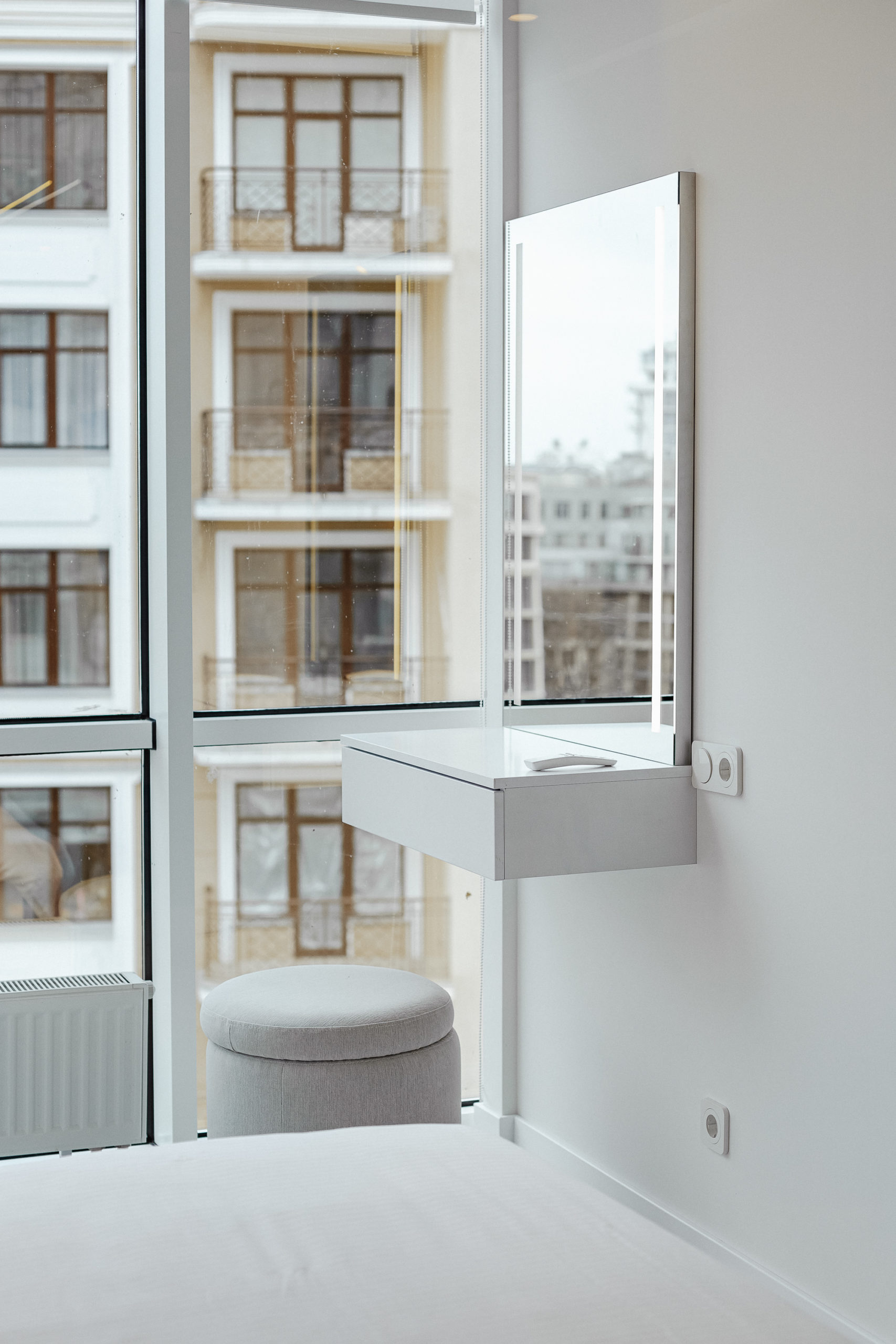 Two-bedroom apartment with a city view