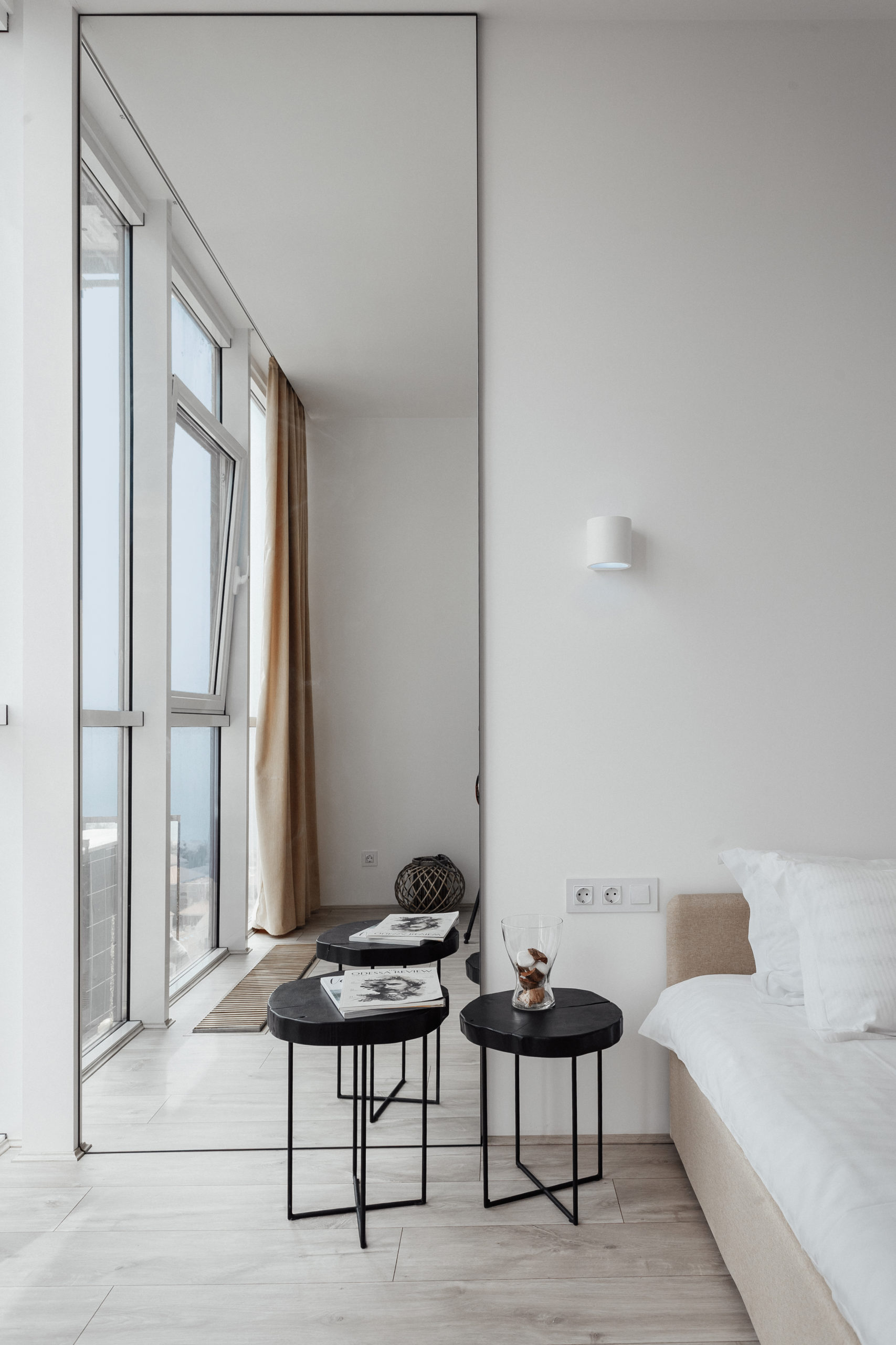 Two-bedroom apartment with a panoramic sea view