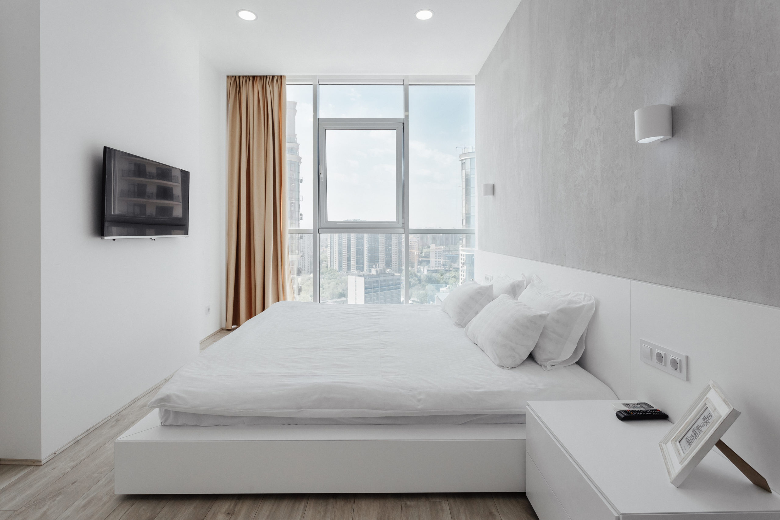 Two-bedroom apartment with a panoramic sea view