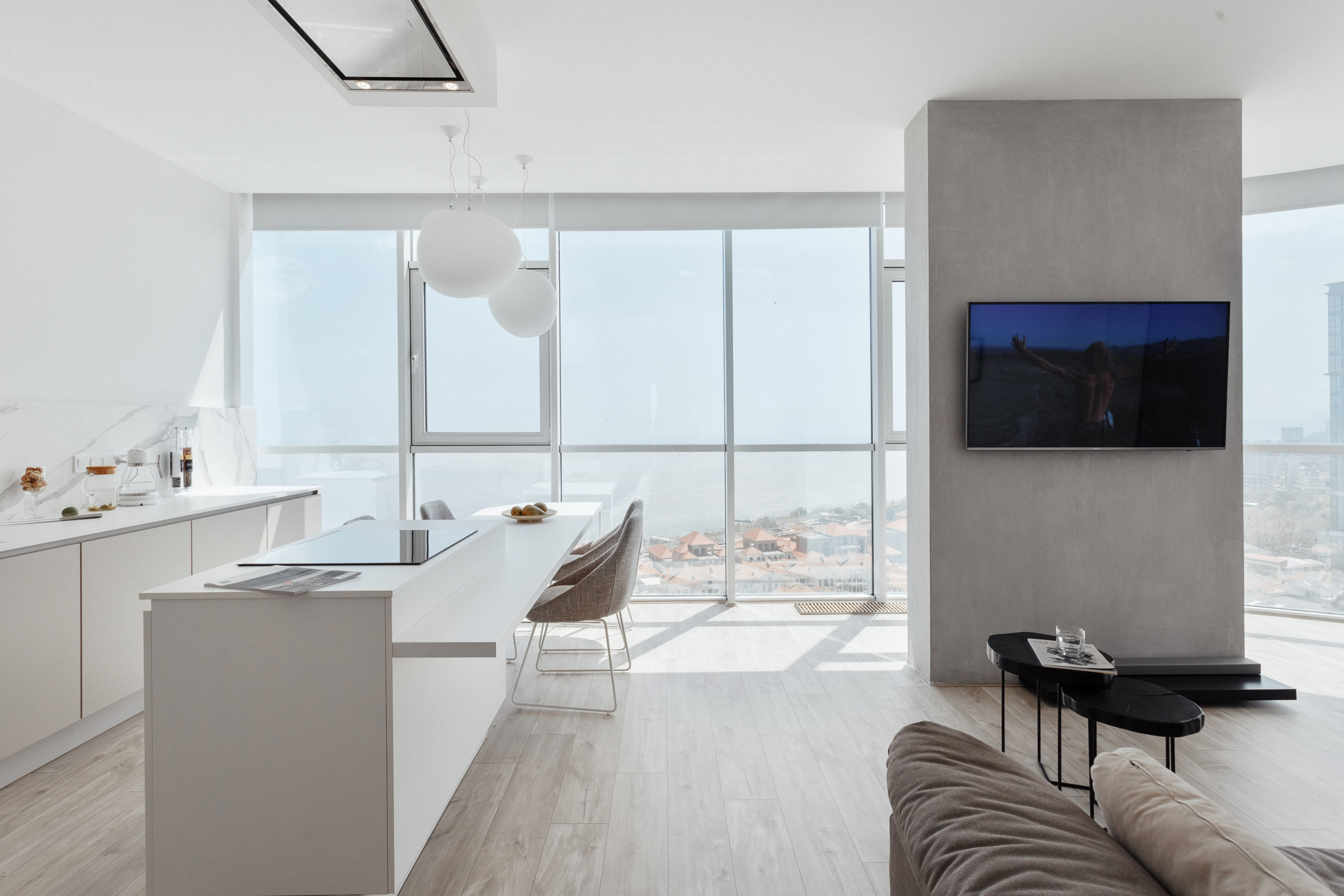 Two-bedroom apartment with a panoramic sea view