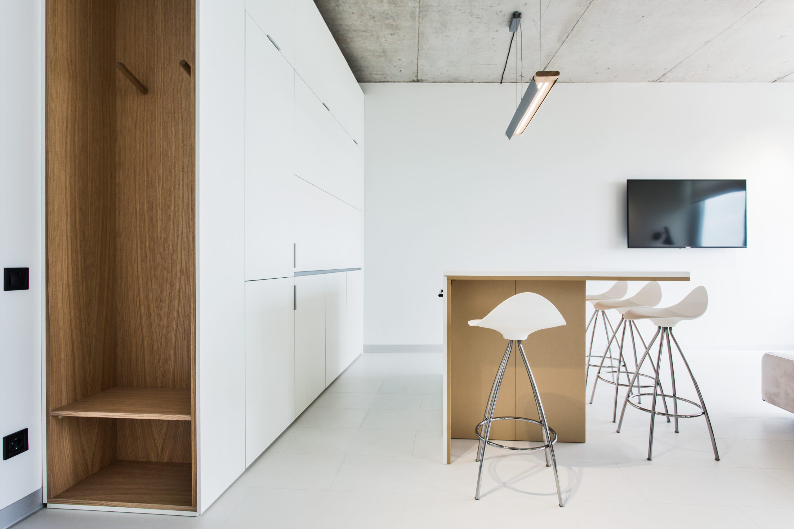 Studio with a sea view