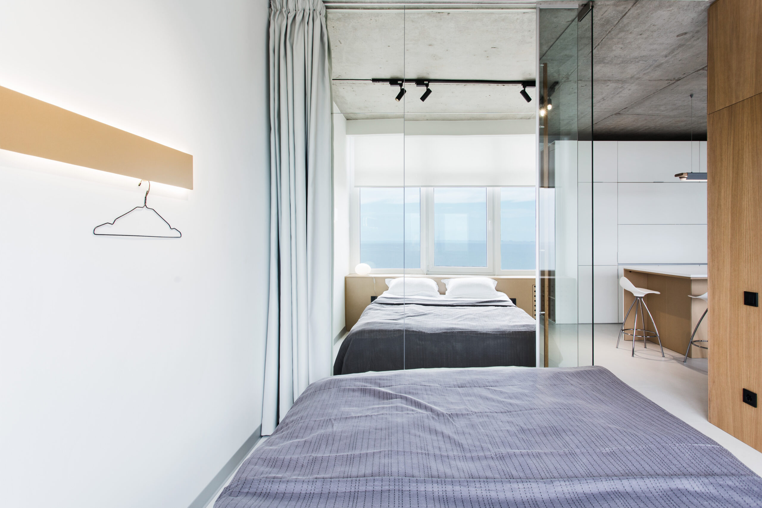 Studio with a sea view