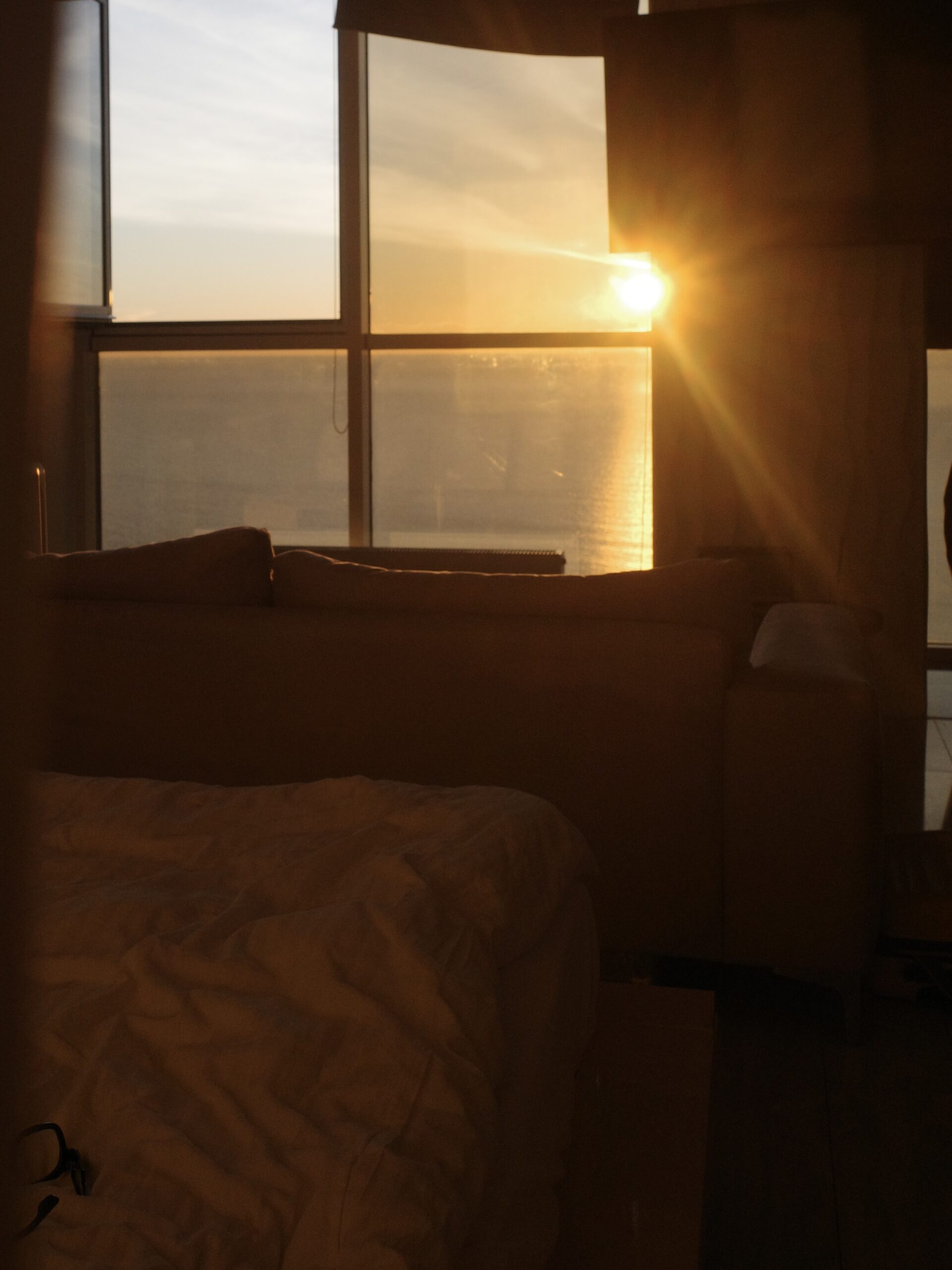 Studio with a panoramic sea view