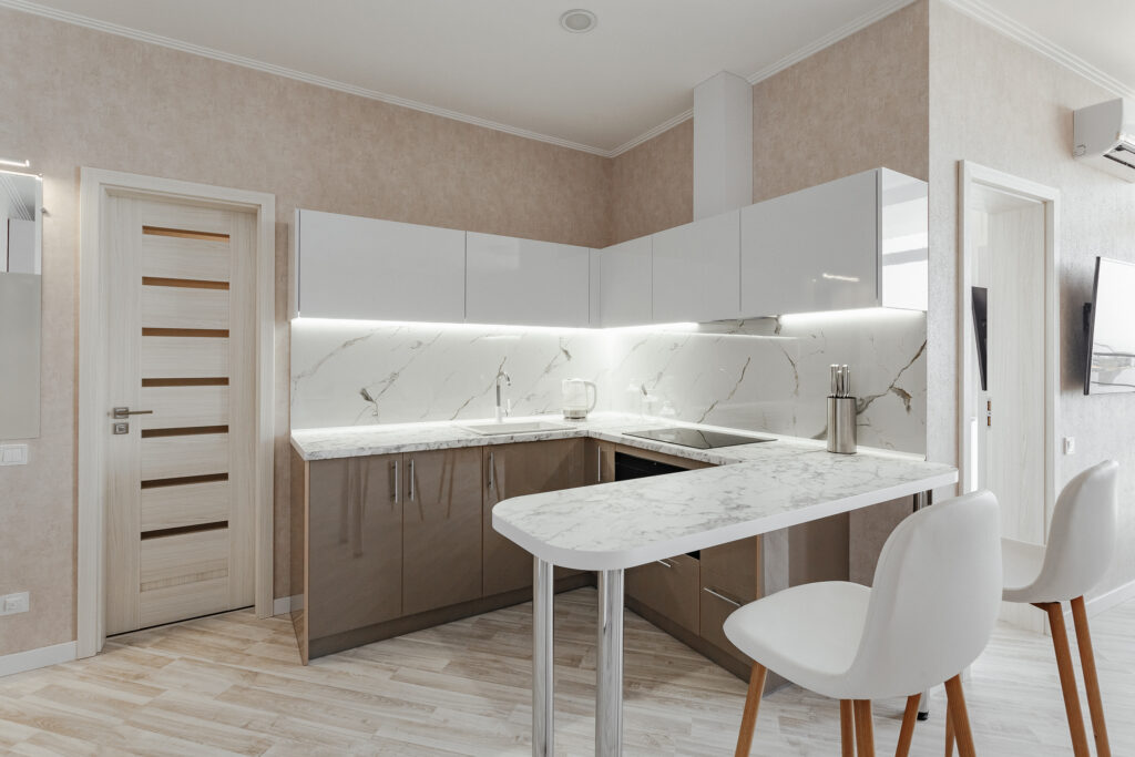 One-bedroom apartment with a sea view and a balcony
