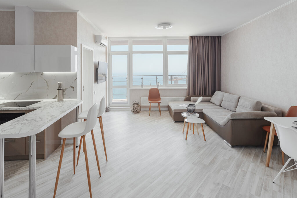 One-bedroom apartment with a sea view and a balcony