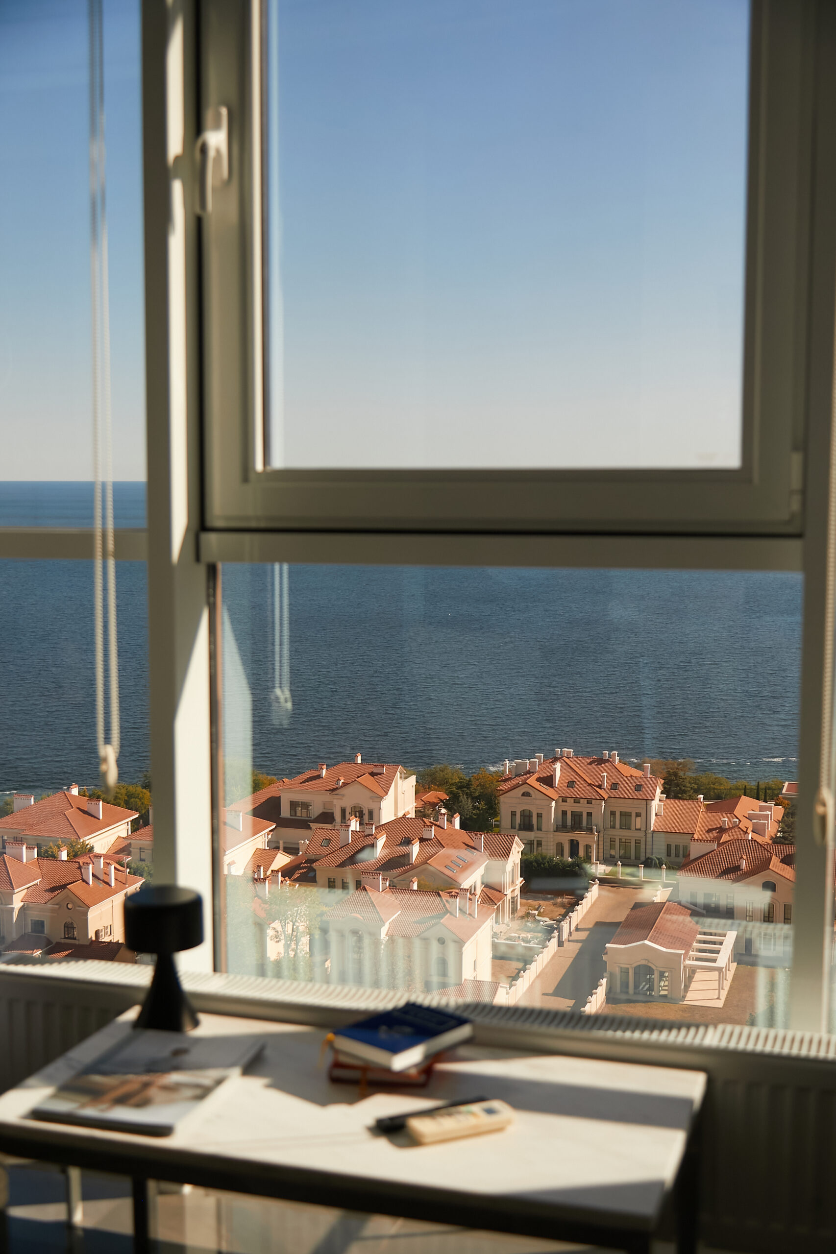 Studio with a panoramic sea view