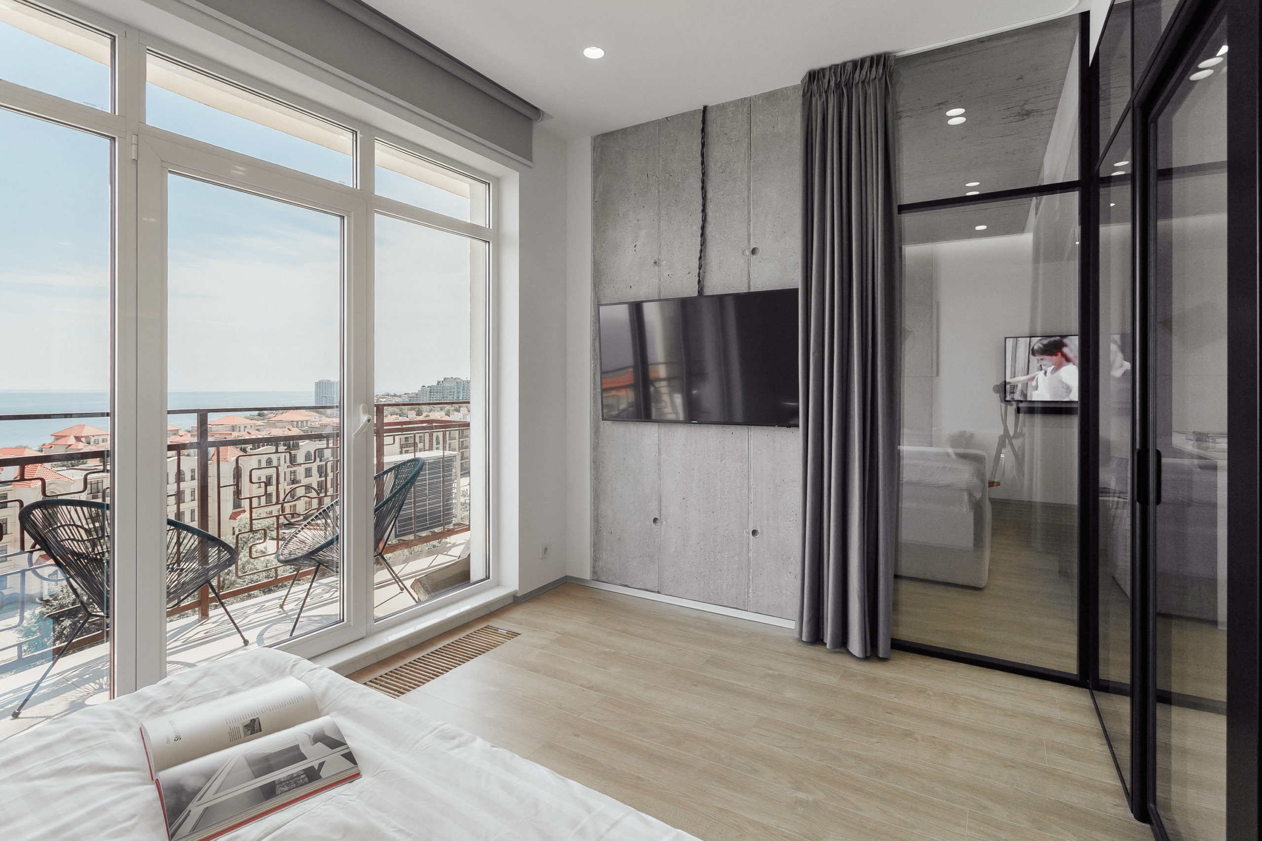 One-bedroom apartment with a panoramic sea view and a balcony