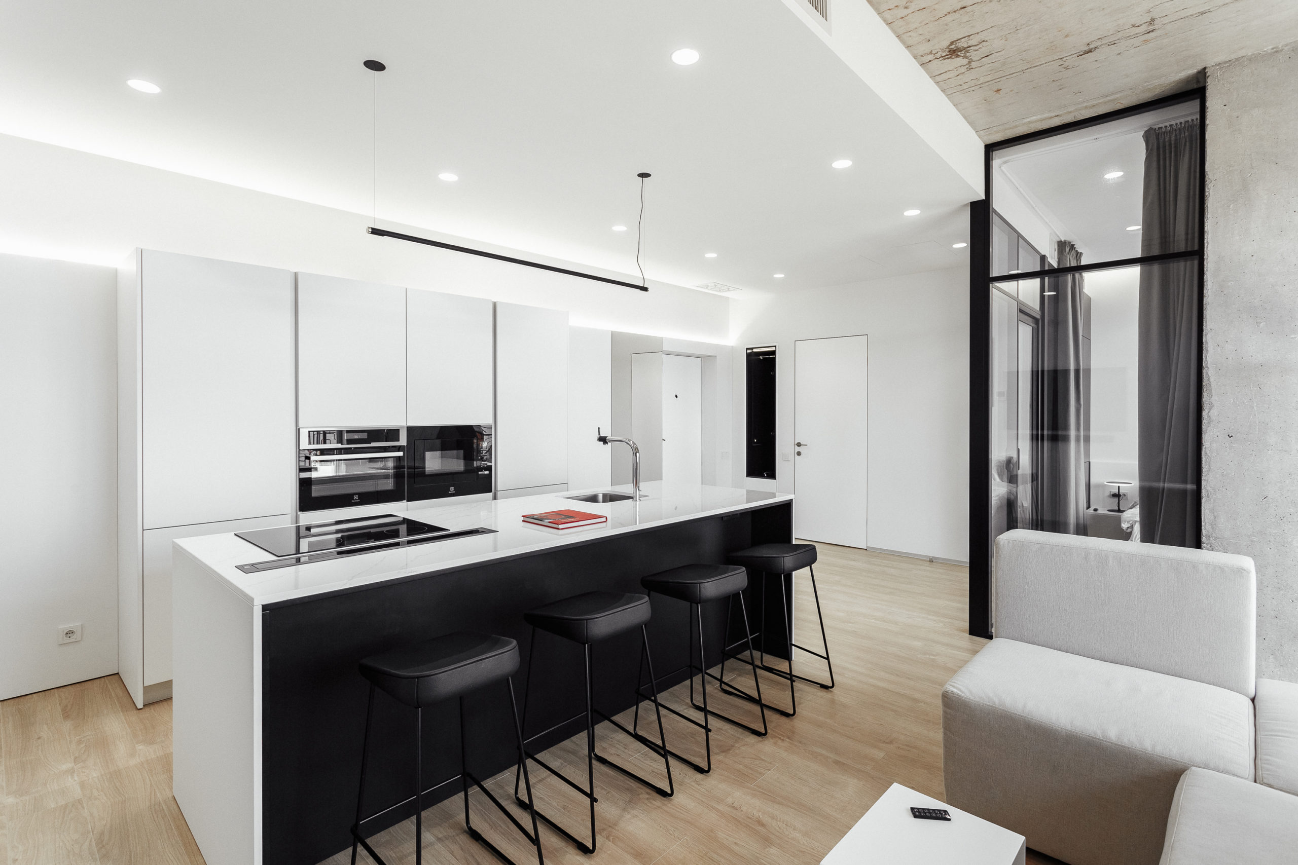 One-bedroom apartment with a panoramic sea view and a balcony