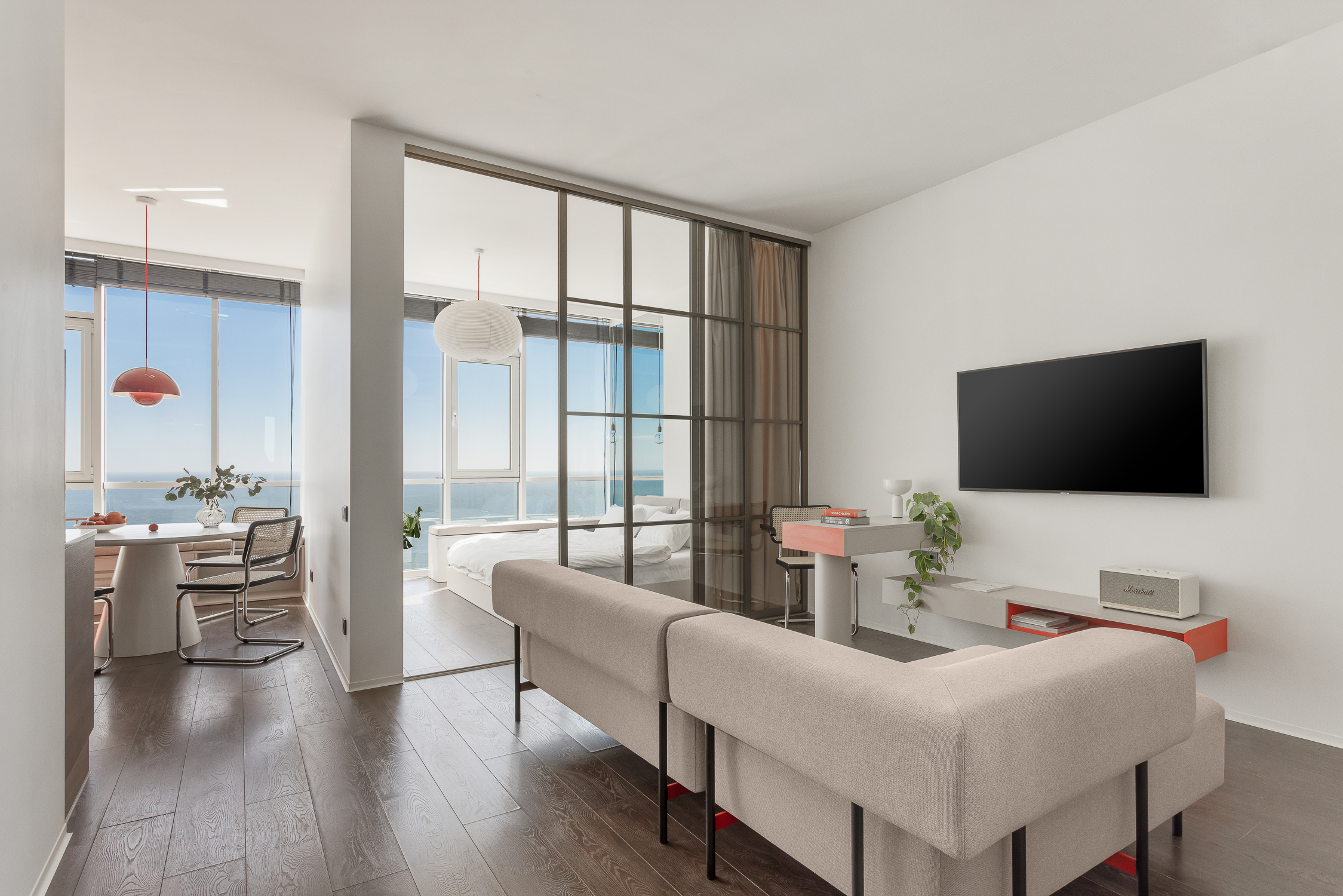 Studio with a panoramic sea view